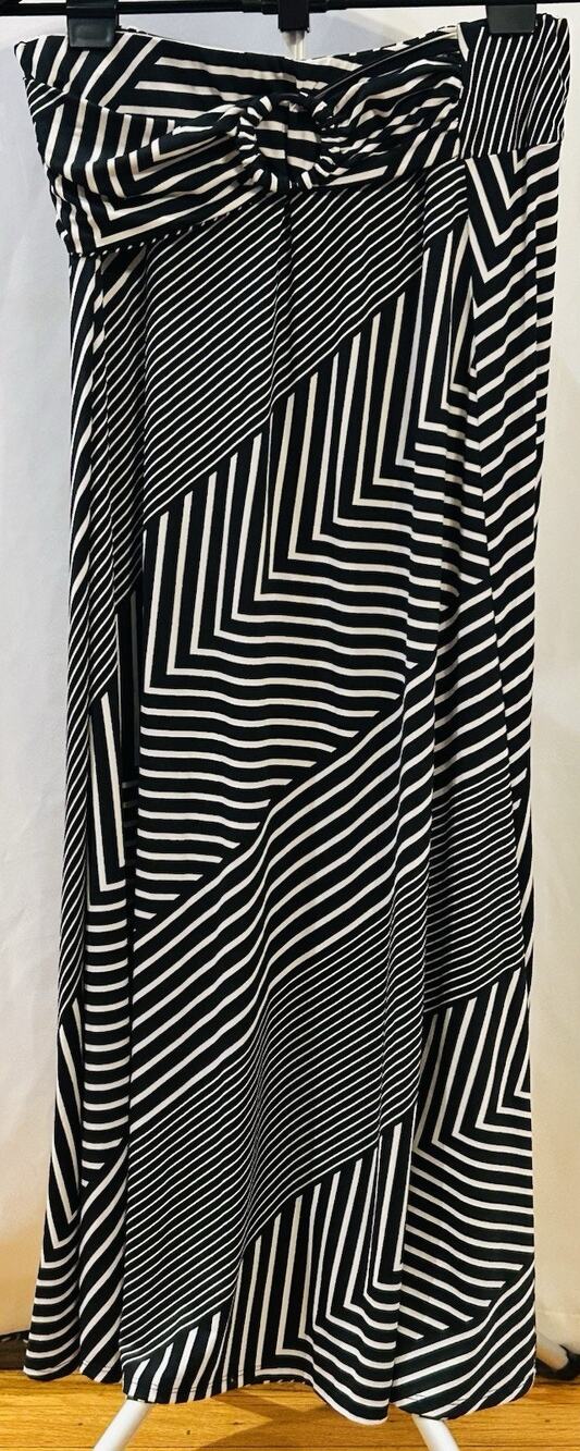 Robert Louis Black and White Striped Maxi Skirt size M